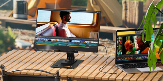 portable monitor buying guide showing screen size and port choices